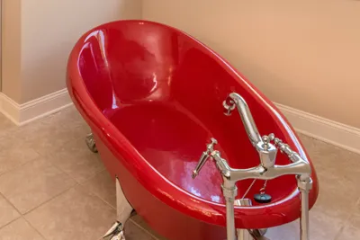 2K Badewannenlack 2K Badewannenlack - Badewanne schick lackieren